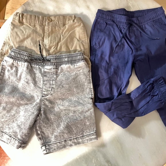 16 pieces Boys 4, 4-5,6, some 8 Lot clothes - Picture 8 of 10